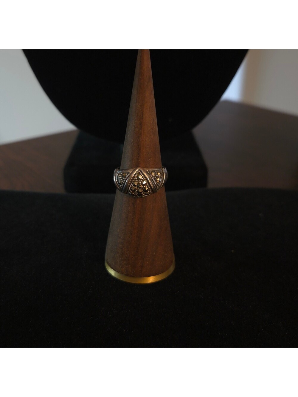Vintage Art Deco Sterling Silver V-Shspe Marcasite Ring